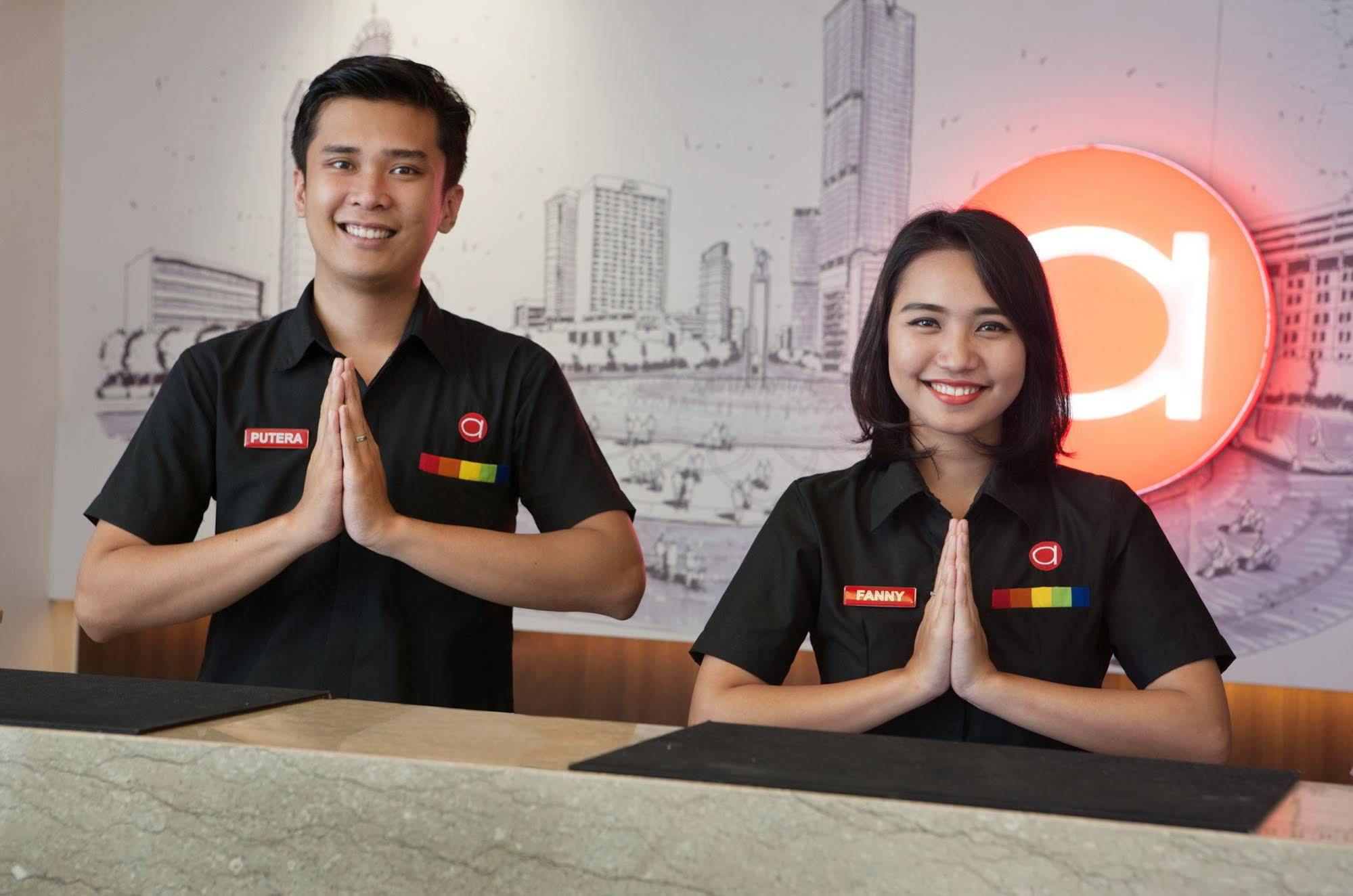 Amaris Hotel Satrio Kuningan - Jakarta Exteriör bild